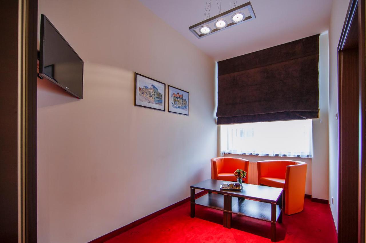 Boutique Hotel'S II Rewolucji Lodz  Ngoại thất bức ảnh