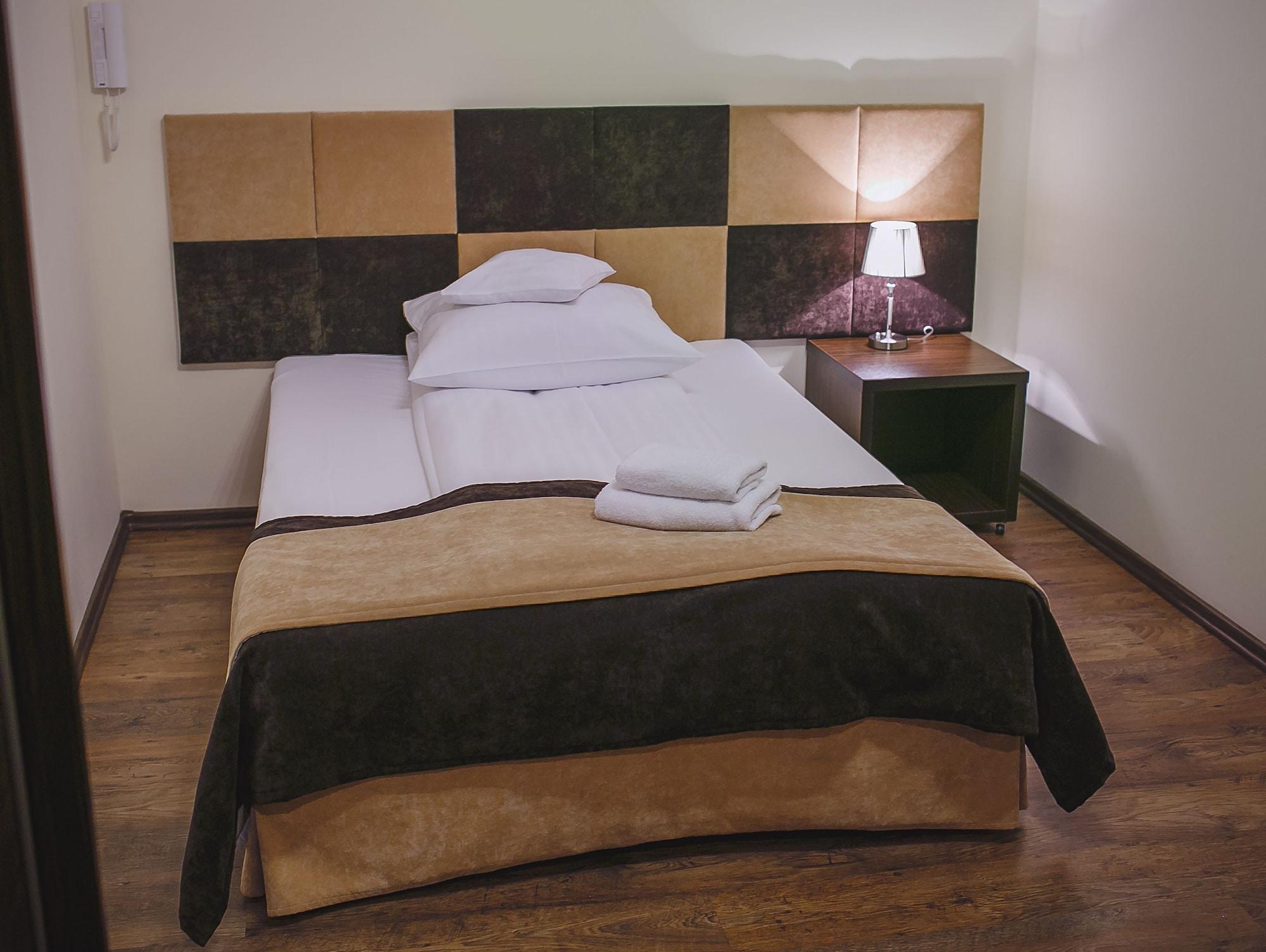 Boutique Hotel'S II Rewolucji Lodz  Ngoại thất bức ảnh