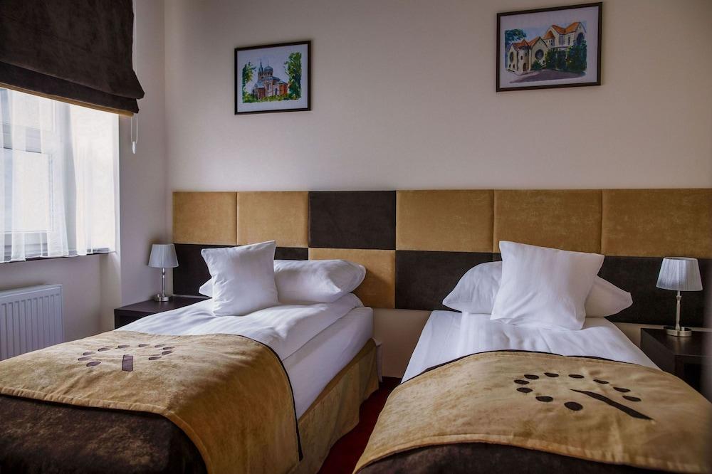Boutique Hotel'S II Rewolucji Lodz  Ngoại thất bức ảnh