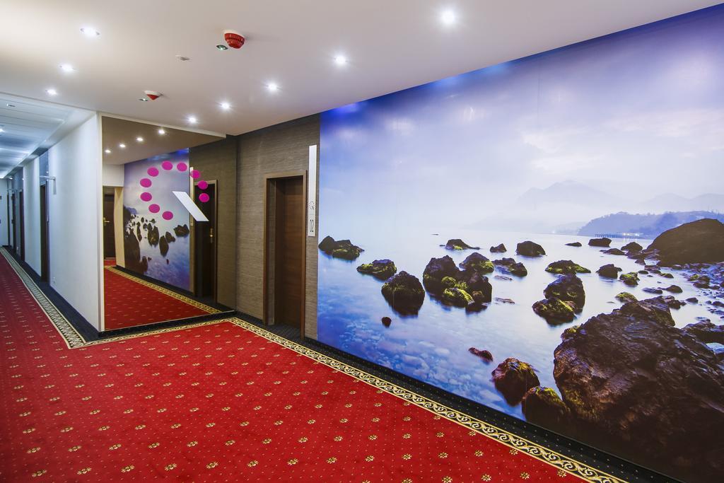 Boutique Hotel'S II Rewolucji Lodz  Ngoại thất bức ảnh