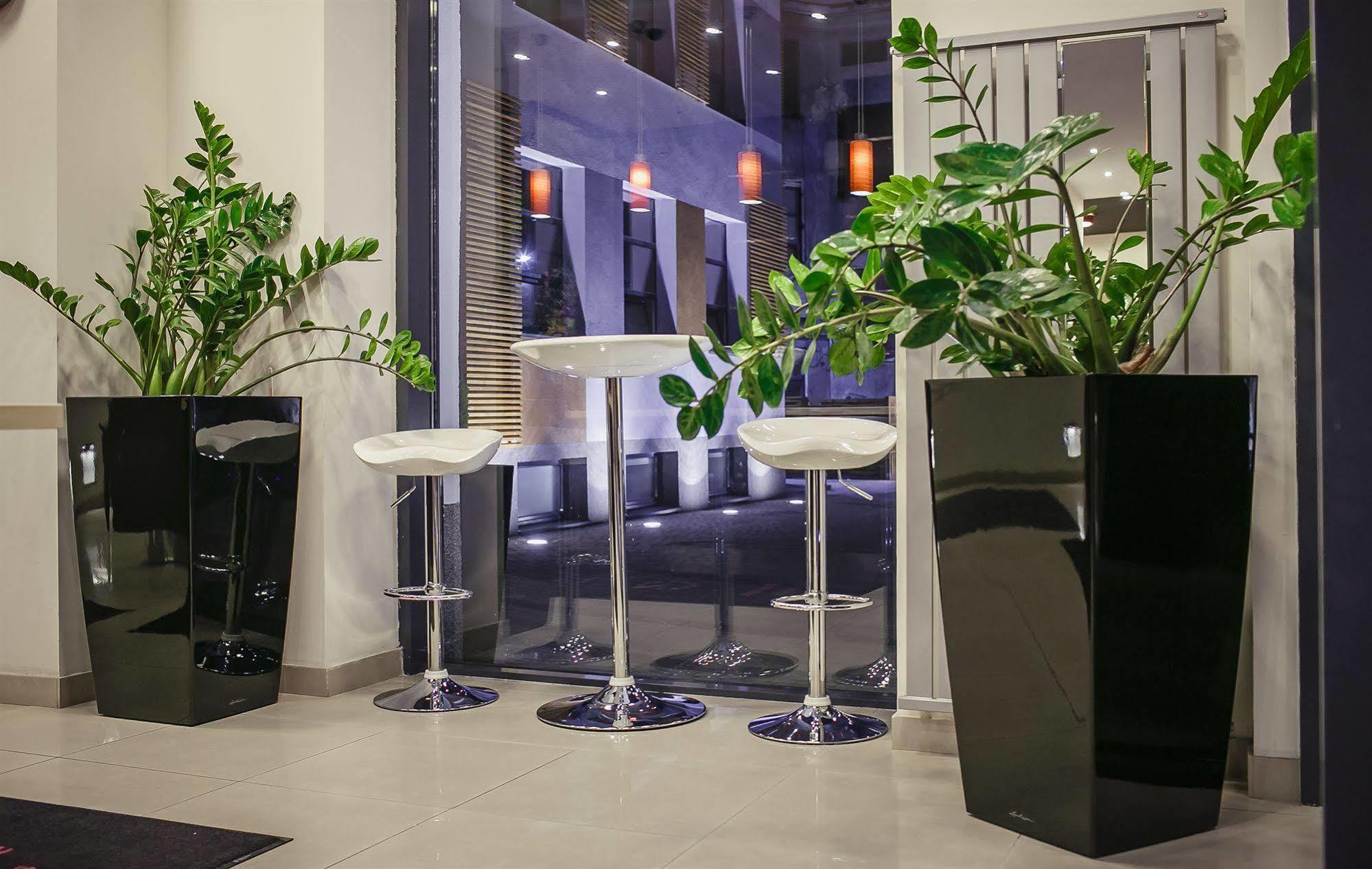 Boutique Hotel'S II Rewolucji Lodz  Ngoại thất bức ảnh